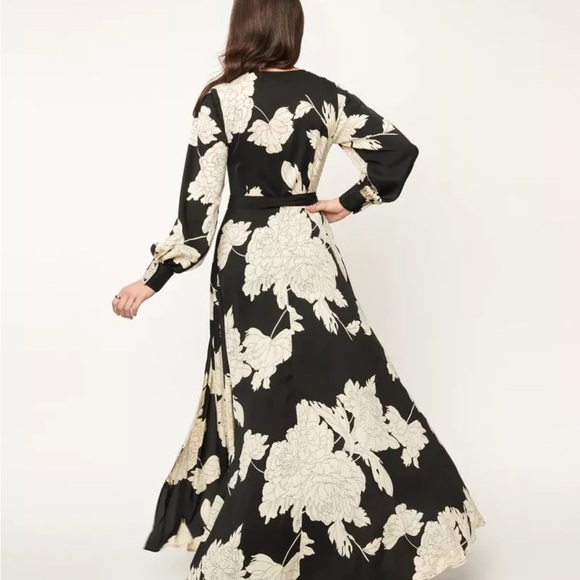 🌟NEW🌟 Floral Retro Style Jumpsuit with Skirt Overlay - Picture 4 of 12